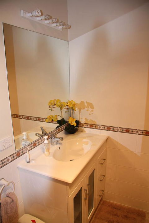 Shady Brook Cottages - Sydney 4u 28