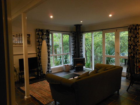 Merrimeet Cottages - Sydney 4u 10