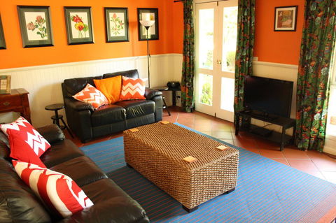 Merrimeet Cottages - Sydney 4u 13