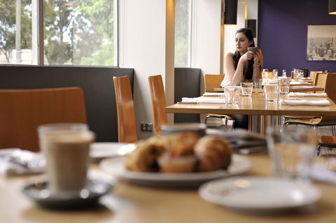 Mercure North Melbourne - Accommodation Sydney 11