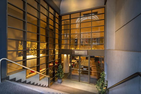 Ibis Melbourne Hotel And Apartments - Sydney 4u 24