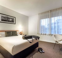 ibis Melbourne Hotel and Apartments - Sydney 4u