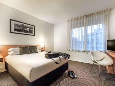 Ibis Melbourne Hotel And Apartments - Sydney 4u 0