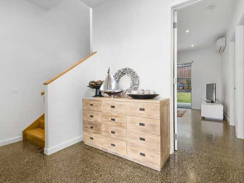 Aireys Ocean View - Sydney 4u 11