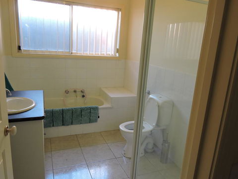 Monash And Chadstone WiFi - Sydney 4u 21