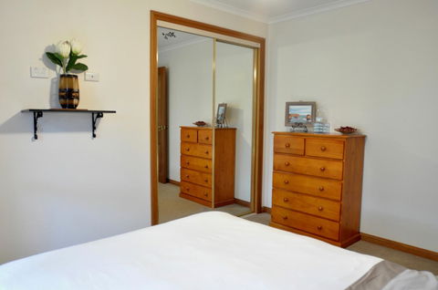 Crimea Retreat - Sydney 4u 23