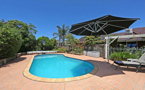 Crimea Retreat - Sydney 4u 0