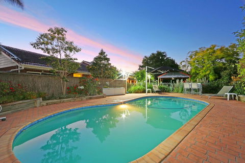 Crimea Retreat - Sydney 4u 34