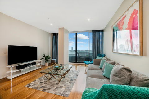 Signature Waterfront Apartments - Accommodation Sydney 16