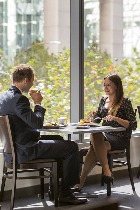 Oaks Melbourne On Collins Suites - Accommodation Sydney 19