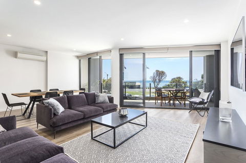 Blairgowrie Apartment 1 - On The Beach - Sydney 4u 5