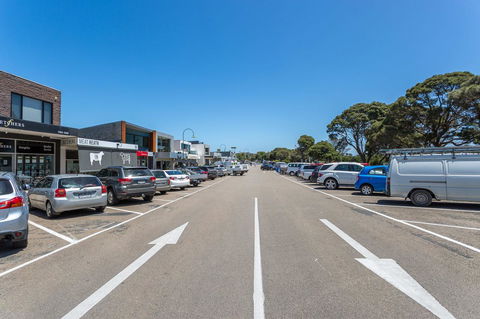 Blairgowrie Apartment 1 - On The Beach - Sydney 4u 14