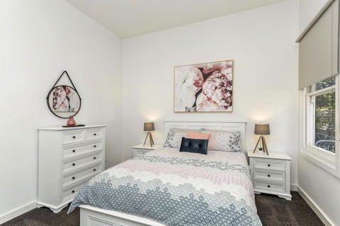 Central Bendigo Cottage, Walk To Everywhere!! - Accommodation Sydney 1
