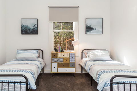 Central Bendigo Cottage, Walk To Everywhere!! - Accommodation Sydney 6