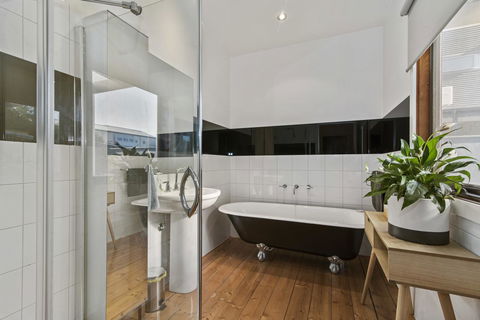 Central Bendigo Cottage, Walk To Everywhere!! - Accommodation Sydney 11