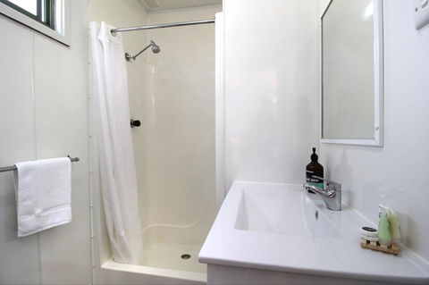 Kanasta Caravan Park - Sydney 4u 24