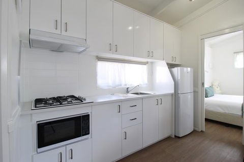 Kanasta Caravan Park - Sydney 4u 30
