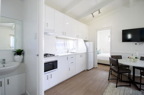 Kanasta Caravan Park - Sydney 4u 37