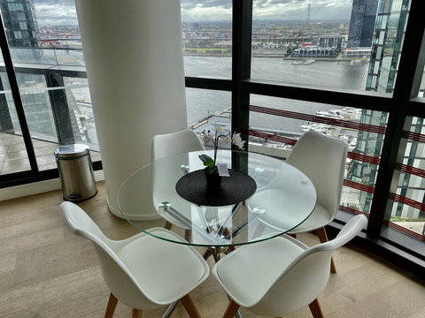 JC Waterfront Apartments On Collins - Accommodation Sydney 2