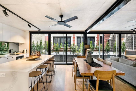 Stylish Apartment In Unique Church Development - Sydney Resort 0