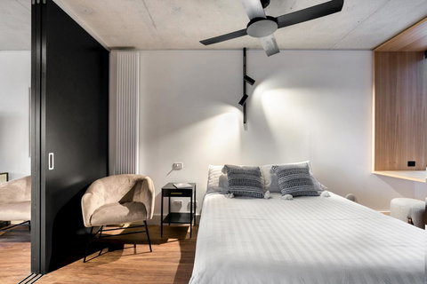 Stylish Apartment In Unique Church Development - Sydney Resort 2