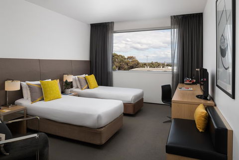 Atura Dandenong - Sydney 4u 2