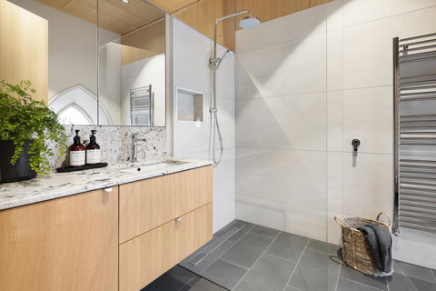 Converted Blue Stone Church - Sydney Resort 22