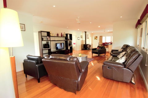 Lithgow Falls Marysville - Sydney 4u 4