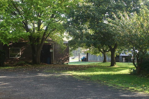Strathmore Farm B&B - Sydney 4u 34