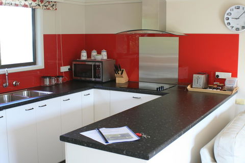 Strathmore Farm B&B - Sydney 4u 13