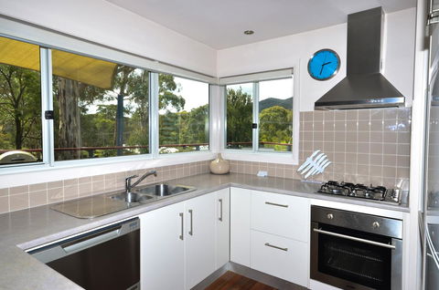 Blue Ridge Retreat - Sydney 4u 8