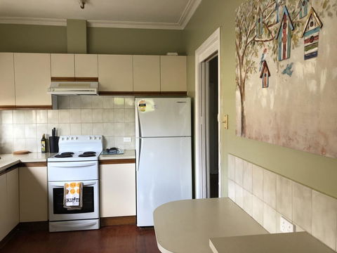 Growse House Yarram 3BR - Sydney 4u 8