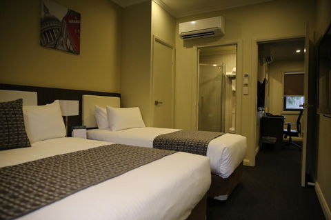 Quality Hotel Melbourne Airport - Sydney 4u 43