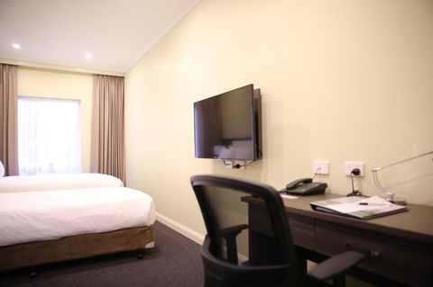Quality Hotel Melbourne Airport - Sydney 4u 40