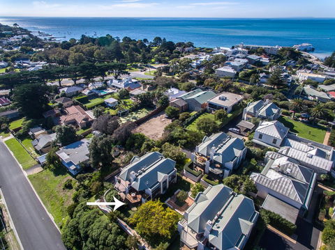7 & 8 Monte Vista Sorrento - Sydney 4u 19