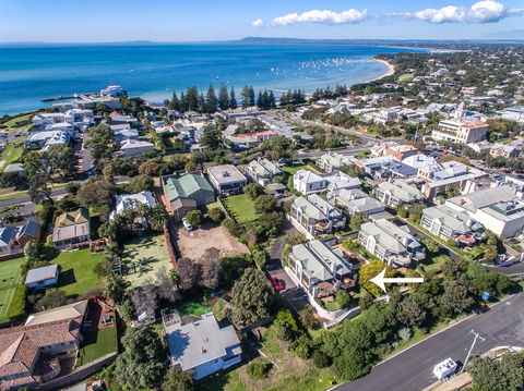 7 & 8 Monte Vista Sorrento - Sydney 4u 7
