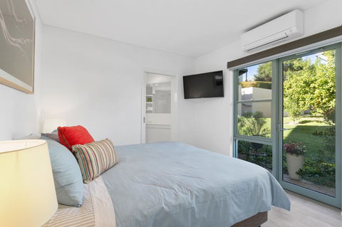 7 & 8 Monte Vista Sorrento - Sydney 4u 11