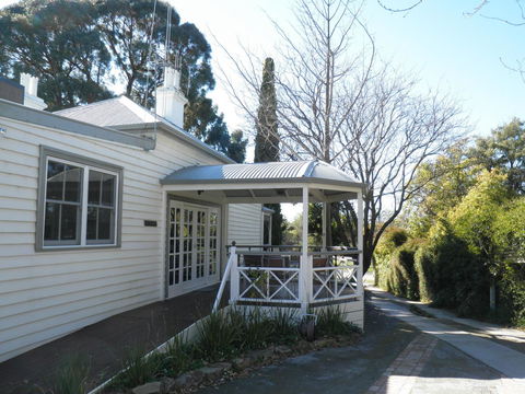Fairbank House - Sydney 4u 22