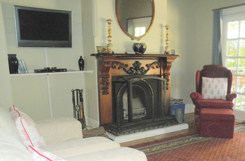 Fairbank House - Sydney 4u 6