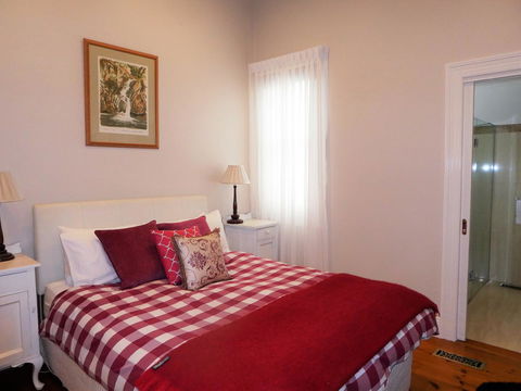 Fairbank House - Sydney 4u 7