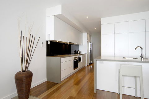 C-Scape Water Front Apartment - Accommodation Sydney 2
