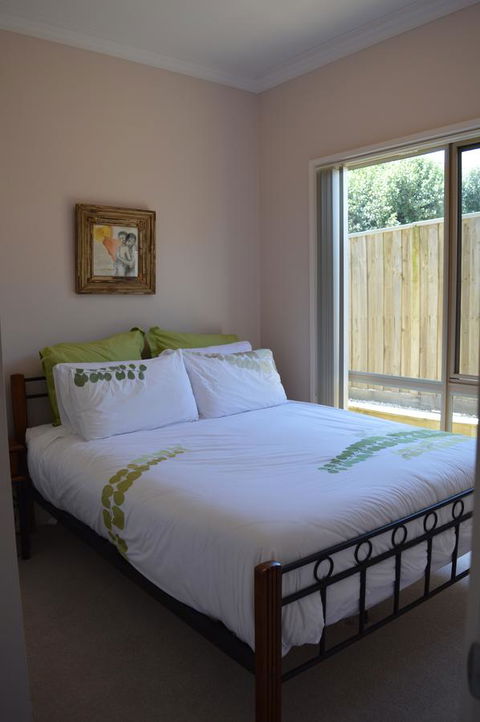 Ocean View Beach House - Sydney 4u 13