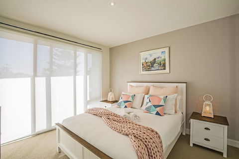 C-Scape Esplanade Cowes - Sydney 4u 15