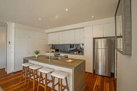 C-Scape Esplanade Cowes - Sydney 4u 9