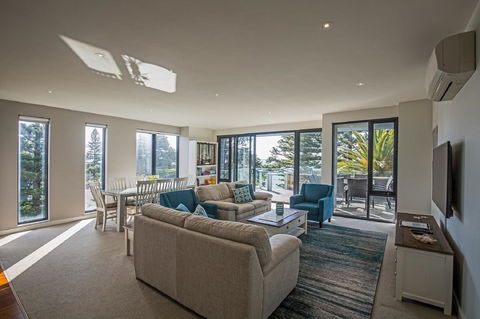 C-Scape Esplanade Cowes - Sydney 4u 0