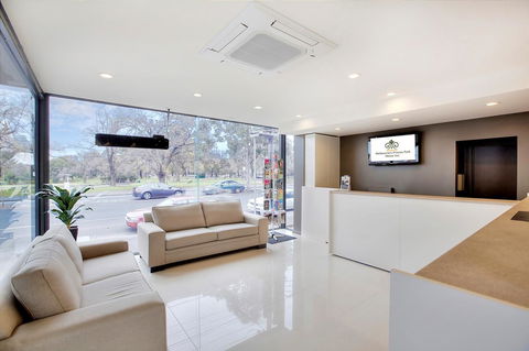 Melbourne's Princes Park Hotel - Sydney 4u 2