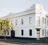 Naughtons Hotel - Accommodation Sydney