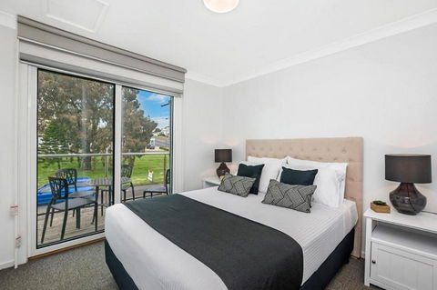 Apartments 521 - Sydney 4u 4
