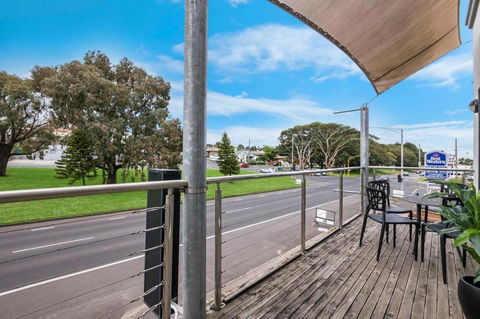 Apartments 521 - Sydney 4u 16