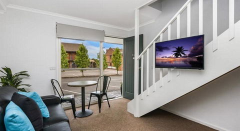 Apartments 521 - Sydney 4u 3